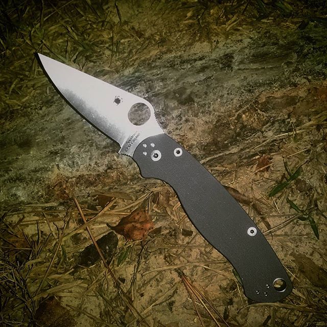 Spyderco Paramilitary 2 Cruwear SPC81GPGY2. G-10 grey scales. Made in the USA. #Spydercoknives #Paramilitary2 #Cruwear #G-10scales #Spyderco