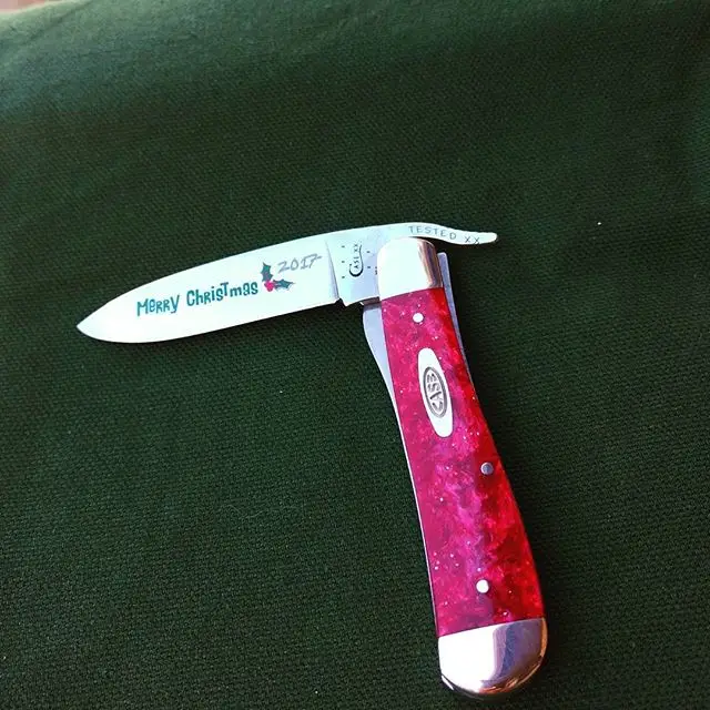 Case Christmas red sparkle Russlock knife. Engraved with Merry Christmas and 2017! Perfect stocking stuffer, get it now!

#caseknives #customengraving #stockingstuffers #merrychristmas