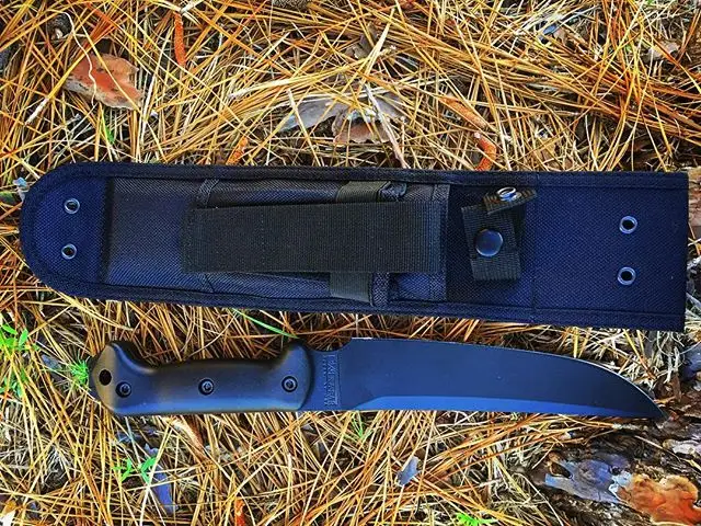 Becker Magnum Camping Knife BK5-fixed blade comes with black nylon sheath.  Take the BK5 on your next survival camping trip and you will be proud to have it by your side.
#beckerknives #magnum #fixedbladeknife #bk5
