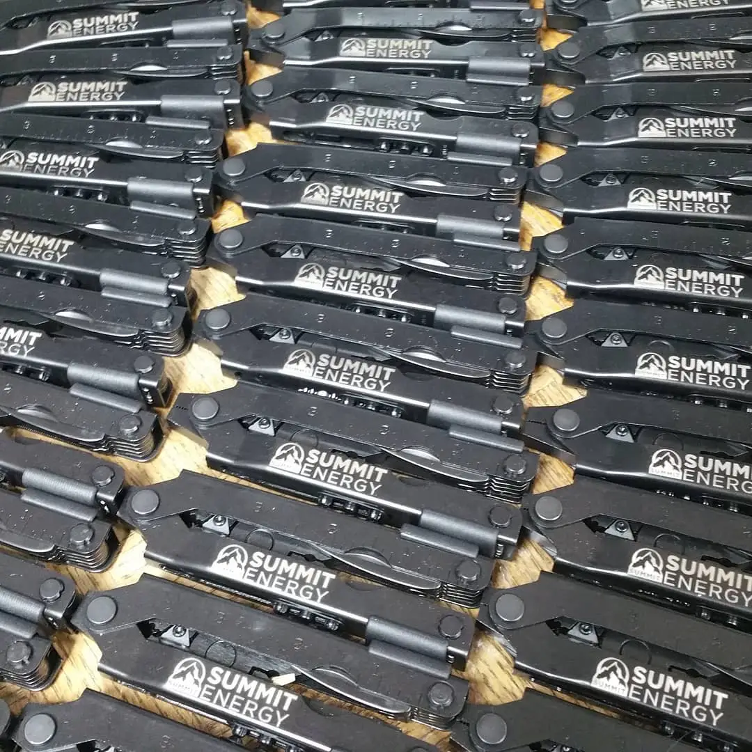 One-hundred ninety multitools on the table, engrave one more, one-hundred ninety-one multitools on the table!  What can we engrave for you?

Hand-Tools.com

#multitool #multitools #laserengraving #gerber #deridder #leesville #fortpolk
