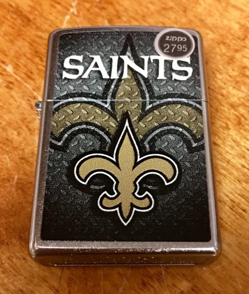 Zippo Nfl Custom No Saints lights 207NOS