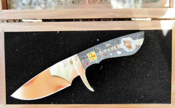 Buck 921YISLE Yellow Horse Spirit Singer 7827