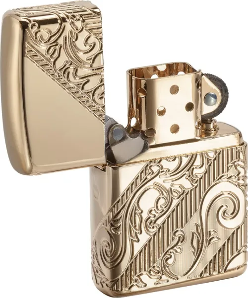 Zippo 2018 Lighter of the Year Gold lights ZO03735