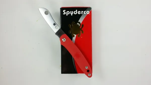 Spyderco C189PRD Roadie Pin Red 