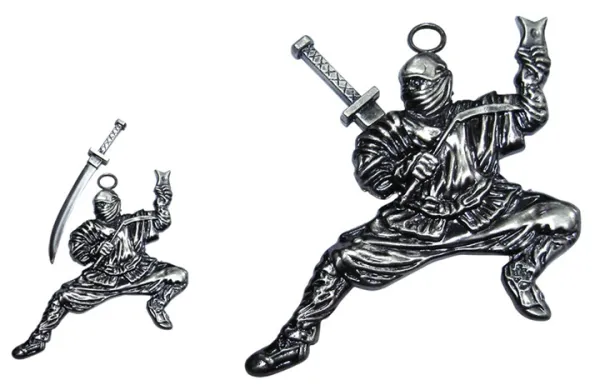 Frost Frost Samurai Necklace. Knives F18148