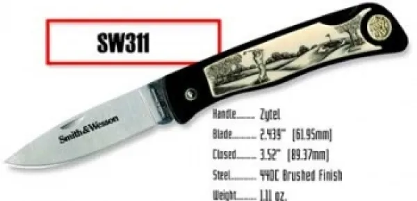 Smith and Wesson S&W Scrimshaw Lockback Golfer. Knives SW311