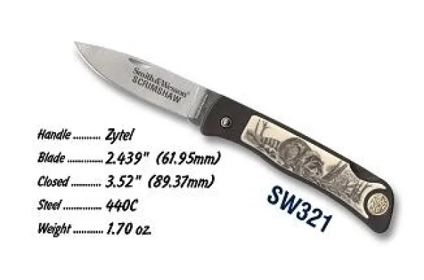 Smith and Wesson S&W Scrimshaw Lockback Racoon. Knives SW321