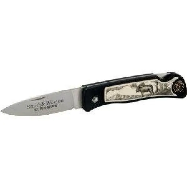 Smith and Wesson S&W Scrimshaw Lockback Moose. Knives SW326