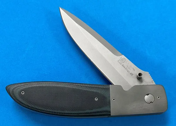Collectors Corner RL Helton Custom CH182