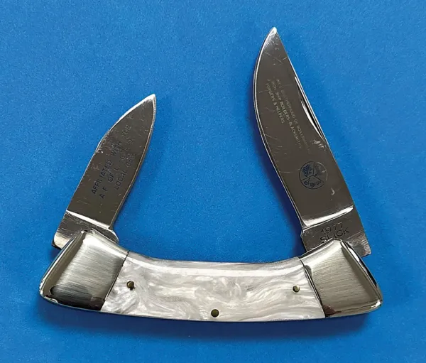 Collectors Corner Star Sales Canoe CH242