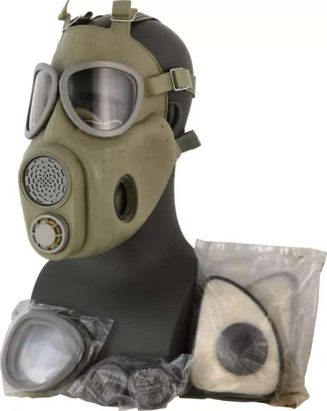 Miscellaneous Czech M10 Gas Mask knives M4435