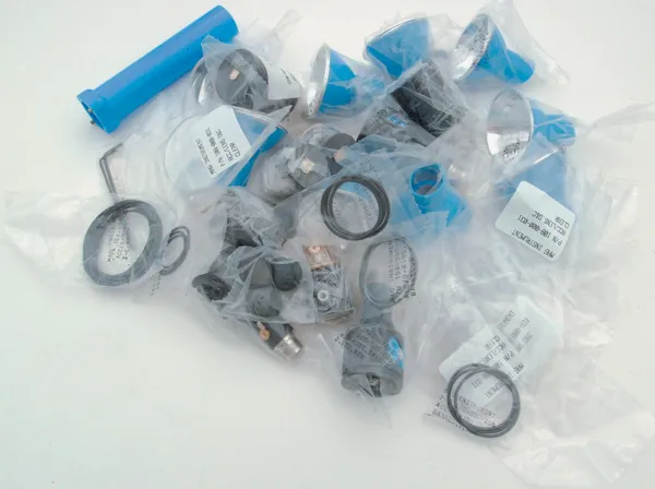 Mag-Lite C & D Cell Service Kit flashlights ML09118