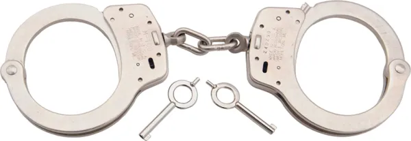 Smith & Wesson Handcuffs Knives SW100