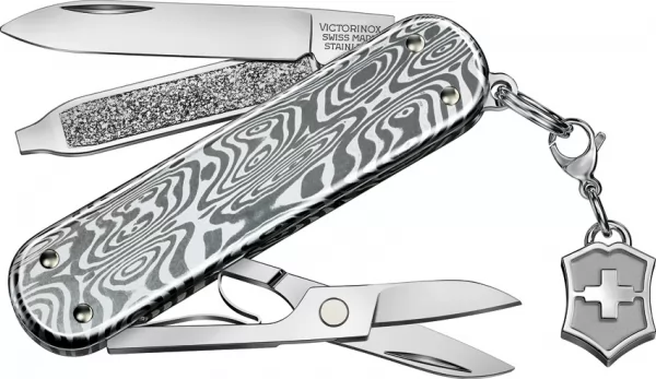 Victorinox Classic SD Brilliant Damast knives VN0622134
