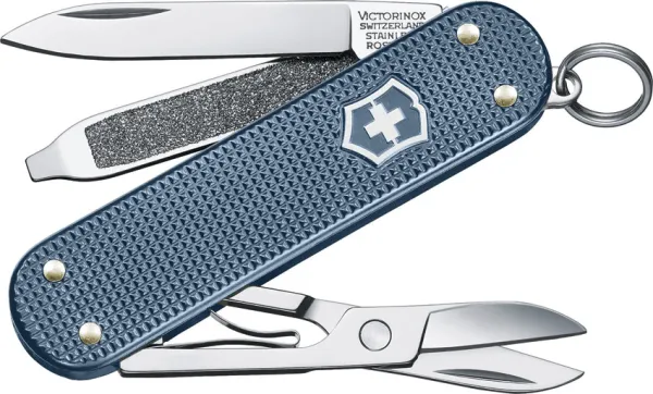 Victorinox Classic SD Glacial Alox LE26 knives VN06221L26