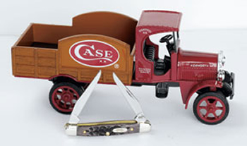 Case 07 Ertl 25 Kenworth Bk Ty Mus Knives 1849