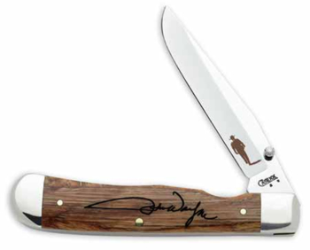 se John Wayne Signature Oak Trapperlock Pocket Knife 7466