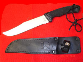 Columbia River Big Sky Hunter Sawtooth Knives 2000