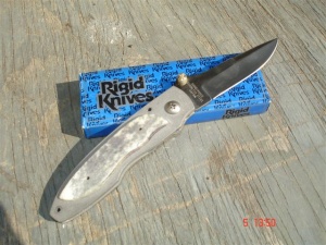 Rigid RG-101 Liner Lock Knife