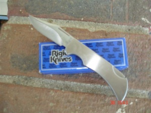 Rigid Polished Stainless Steel Knife RG67