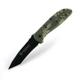 Smith and Wesson Special Tactical Knife SPECTC