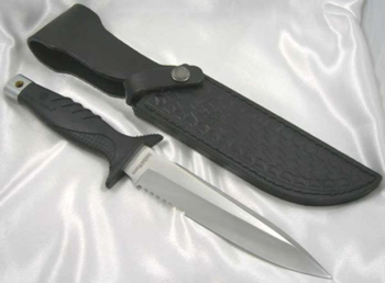 Smith & Wesson 960 Saw Blade Hunting Knife