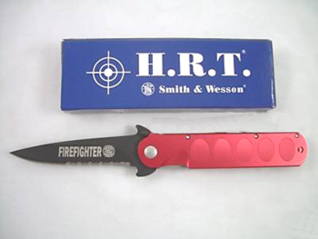 Smith and Wesson Firefighter Serrated Blade Knives F1S