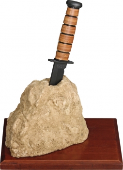 Ka-Bar Ka-Bar Excalibur Display. knives KA1430