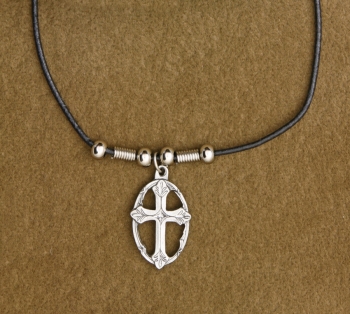 Sarge Pendant Cross. knives SK42
