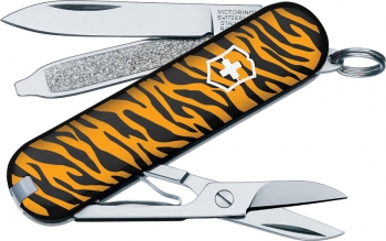 Victorinox Classic SD Tiger knives VN56224